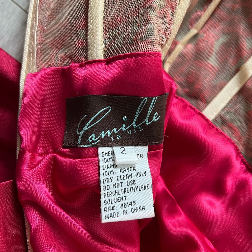 Camille La Vie 👗 - Picture 4 of 7